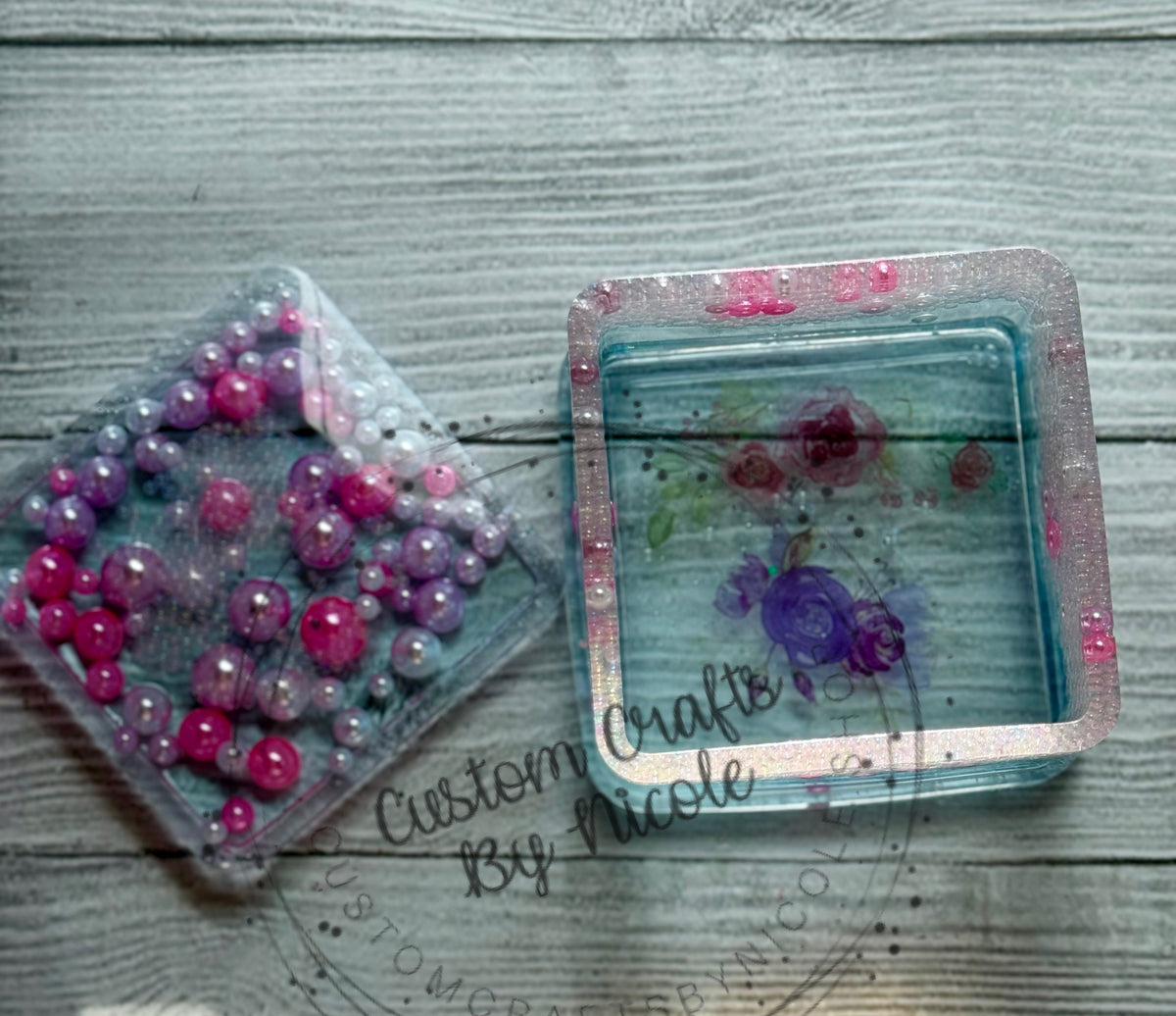 Pink and purple pearls square jar with lid