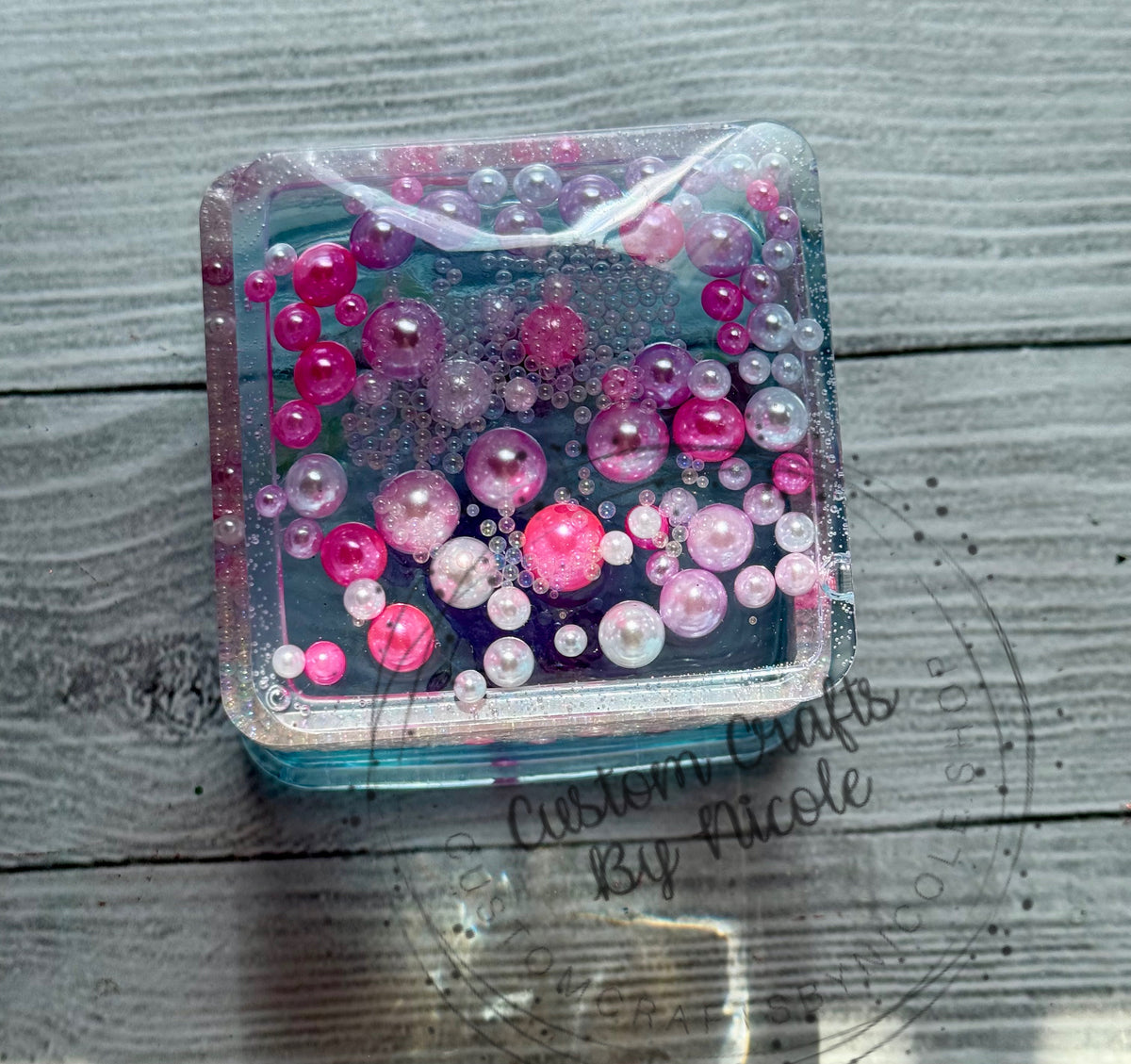 Pink and purple pearls square jar with lid